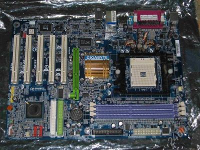 Лот: 472870. Фото: 1. GIGABYTE GA-K8VT800 Socket 754. Материнские платы