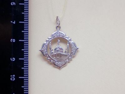 Лот: 15094531. Фото: 1. СЕРЕБРЯНЫЙ КУЛОН С ФИАНИТАМИ 2... Кулоны, подвески