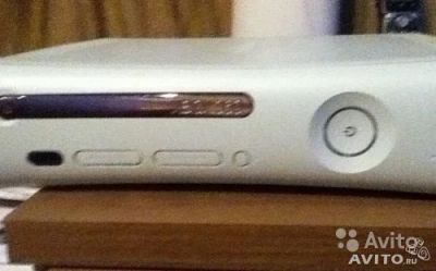 Лот: 5974931. Фото: 1. продам X-box 360 выставляю 3-й... Игровые приставки, консоли