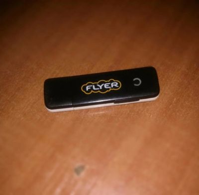 Лот: 10156071. Фото: 1. 3g модем flyer u12. Беспроводные модемы