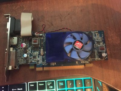 Лот: 14154878. Фото: 1. Radeon HD 4650. Видеокарты
