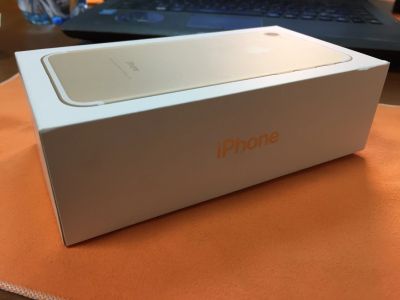 Лот: 11770531. Фото: 1. Смартфон Apple iPhone 7 32Gb gold... Смартфоны