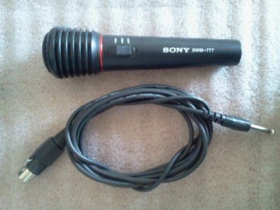 Лот: 15955112. Фото: 1. "SONY" Микрофон для караоке. Студийные микрофоны, радиомикрофоны и радиосистемы