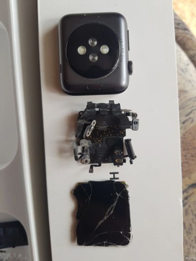 Лот: 18029797. Фото: 1. Apple Watch 3 42mm. Смарт-часы, фитнес-браслеты, аксессуары