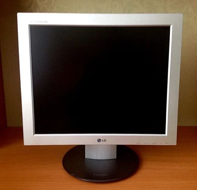 Лот: 6574170. Фото: 1. LCD (ЖК) Монитор LG L1730S/ Цвет... ЖК-мониторы