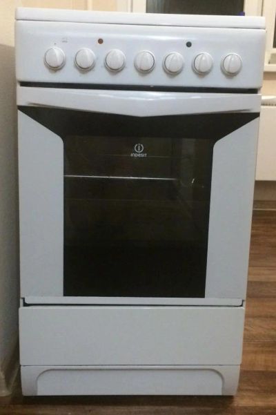 Лот: 7063903. Фото: 1. Электрическая плита Indesit. Плиты, духовые шкафы, варочные поверхности