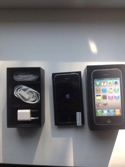 Лот: 4443775. Фото: 1. Apple iPhone 3GS 8Gb. Смартфоны