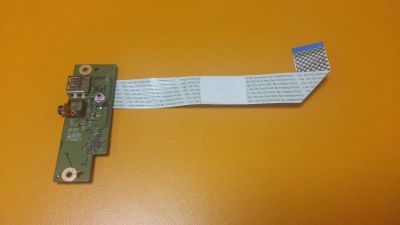 Лот: 10924196. Фото: 1. Б/У плата с разъемами USB, Audio... Печатные платы
