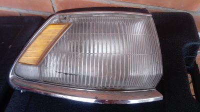 Лот: 14352674. Фото: 1. Поворотник Toyota Carina ED ST... Оптика и освещение