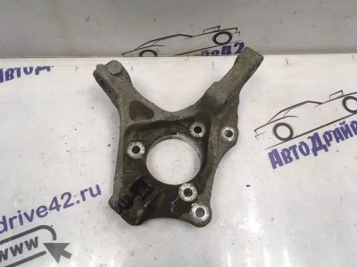 Лот: 21710594. Фото: 1. поворотный кулак Chevrolet Cruze... Двигатель и элементы двигателя