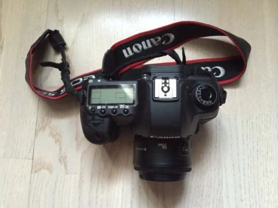 Лот: 6563752. Фото: 1. Canon 5D mark II body как новый. Цифровые зеркальные