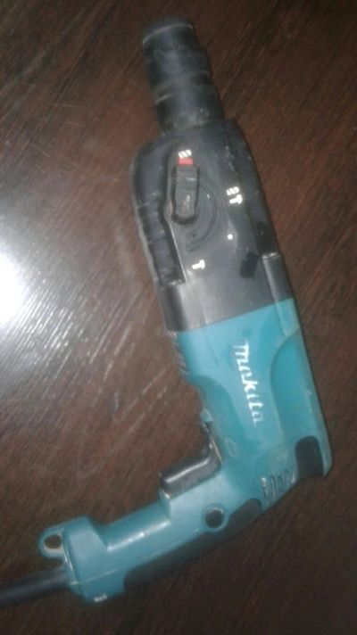 Лот: 12515822. Фото: 1. Перфоратор Makita 2450. Электроинструмент