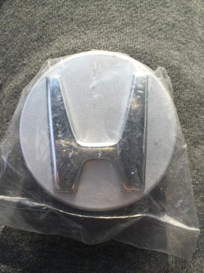 Лот: 9612468. Фото: 1. Honda колпачок центральное отверстие. Другое (автозапчасти)