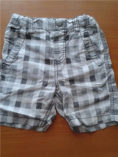 Лот: 7136698. Фото: 1. Шорты H&M. Брюки, шорты, джинсы