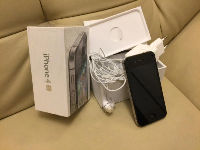 Лот: 6903591. Фото: 1. iPhone 4s 16Gb почти новый. Смартфоны