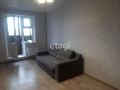 Лот: 19604080. Фото: 1. Сдам 1-комн. кв. 45 кв.м. Красноярск... Квартиры, студии