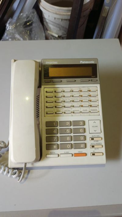 Лот: 25512440. Фото: 1. Телефон. DECT и радиотелефоны