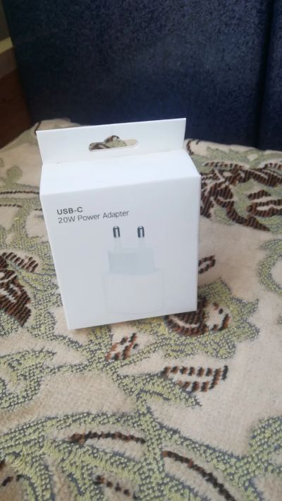Лот: 19040060. Фото: 1. [Новый] Адаптер питания USB-C... Зарядные устройства, блоки питания, адаптеры сетевые для смартфонов