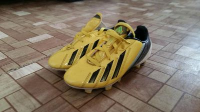 Лот: 8745578. Фото: 1. Детские бутсы Adidas. Кеды, кроссовки