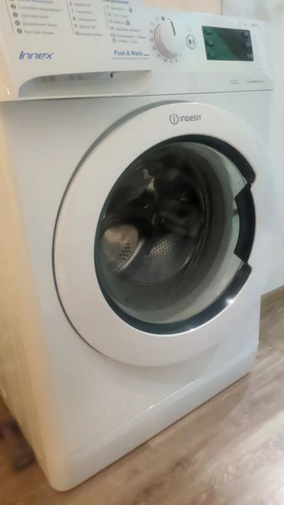 Лот: 24639704. Фото: 1. Стиральная машина Indesit BWE... Стиральные машины