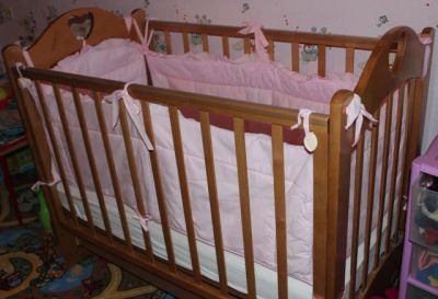 Лот: 5870186. Фото: 1. Кроватка-качалка детская с ортопедическим... Детские кровати и кроватки