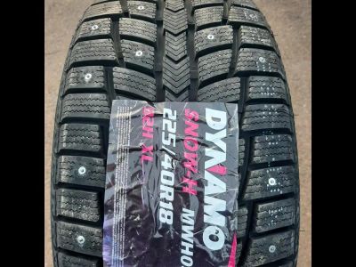 Лот: 23550353. Фото: 1. Зимняя резина 225/40 R-18 "Dynamo... Шины