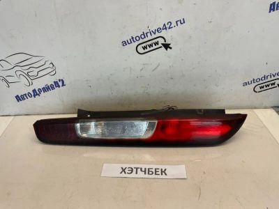 Лот: 23246485. Фото: 1. фонарь Ford Focus CB4. Двигатель и элементы двигателя