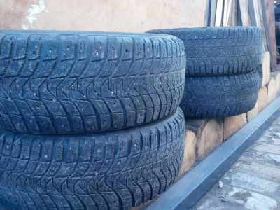 Лот: 13438774. Фото: 1. Шины Michelin 215/55 R17. Шины