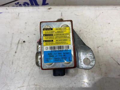 Лот: 21713631. Фото: 1. датчик airbag Toyota Avensis ST220. Двигатель и элементы двигателя