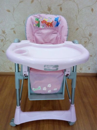 Лот: 10268746. Фото: 1. Стульчик для кормления Happy baby. Стульчики для кормления