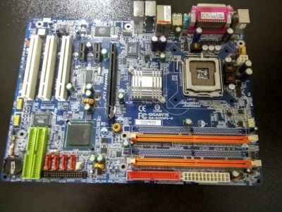 Лот: 18664712. Фото: 1. Материнская плата Gigabyte GA-8I915PL-G... Материнские платы