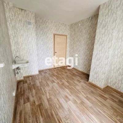 Лот: 25292233. Фото: 1. 1-комн. квартира , Красноярск... Квартиры, студии