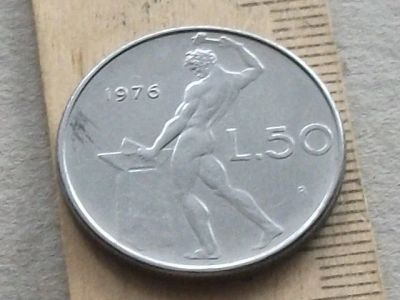 Лот: 10708594. Фото: 1. Монета 50 лир Италия 1976 Гефест... Европа