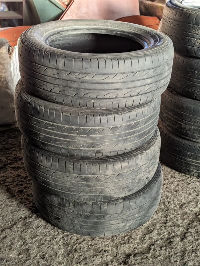 Лот: 20934175. Фото: 1. Dunlop SP Sport 215 60 16. Шины