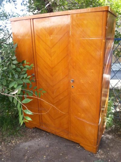 Лот: 4387386. Фото: 1. Отдам качественный шкаф в добрые... Шкафы, шкафы-купе