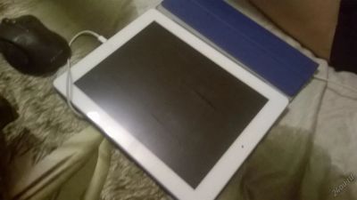 Лот: 5650809. Фото: 1. ipad 4 16 gb только продажа. Планшеты