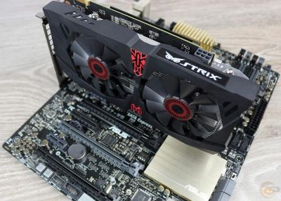 Лот: 10105668. Фото: 1. Asus GTX 960 STRIX OC OEM. Видеокарты