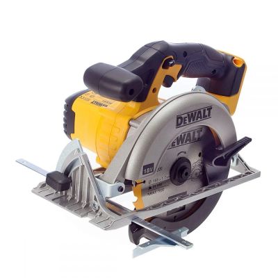 Лот: 14522809. Фото: 1. Пила дисковая аккумуляторная DeWALT... Электроинструмент
