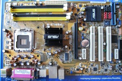 Лот: 1040494. Фото: 1. Нерабочая материнская плата ASUS... Материнские платы