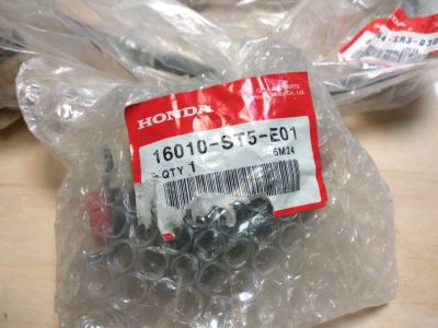 Лот: 11700754. Фото: 1. Фильтр топливный Honda 16010-ST5-E01... Расходные материалы