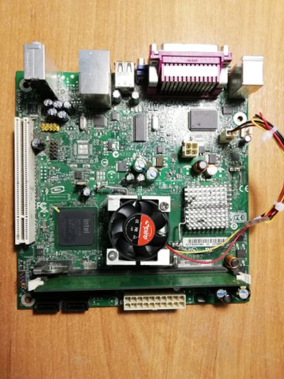 Лот: 12753165. Фото: 1. Материнская плата INTEL D945GCLF. Материнские платы