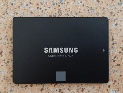 Лот: 15150913. Фото: 1. SSD-накопитель Samsung 860 EVO... SSD-накопители