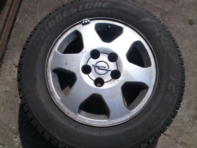 Лот: 4331917. Фото: 1. Bridgestone ice cruiser 7000... Шины на дисках