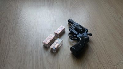 Лот: 5916840. Фото: 1. револьвер umarex 9мм обмен на... Сигнальное и охолощенное (СХП) оружие