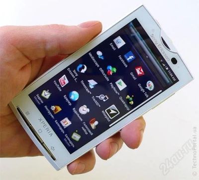 Лот: 858927. Фото: 1. Sony Ericsson X10 Xperia white... Кнопочные мобильные телефоны