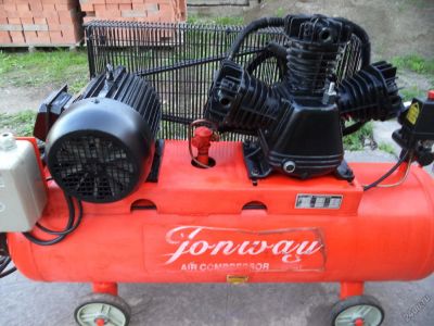 Лот: 5922173. Фото: 1. Компрессор Jonway 100л 380v... Компрессоры автомобильные, шинные насосы