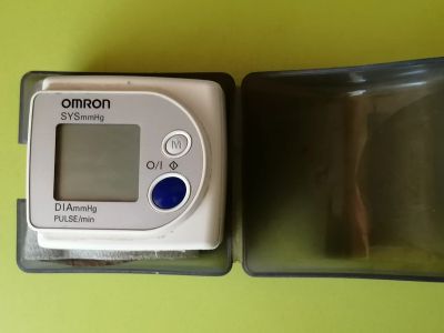 Лот: 16452457. Фото: 1. Тонометр автоматический OMRON. Оборудование