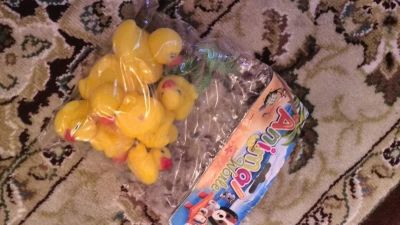 Лот: 4128746. Фото: 1. игрушки для игр в ванной уточки. Игрушки для купания