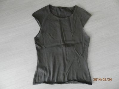 Лот: 3893378. Фото: 1. коричневая футболочка 42-44. Футболки, топы и майки