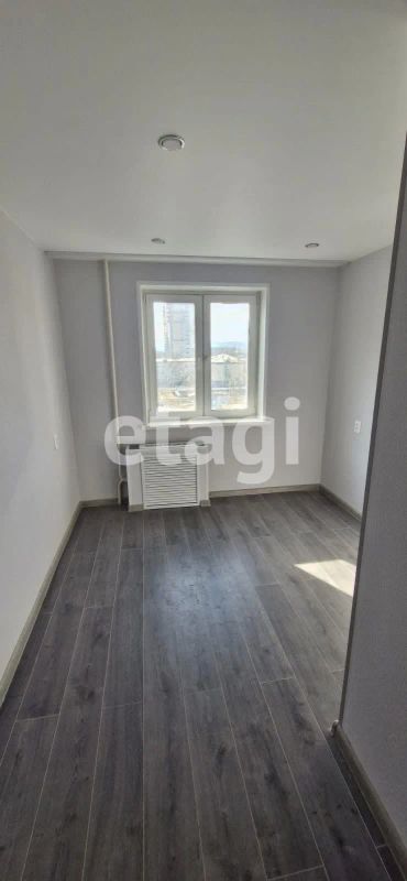 Лот: 25299414. Фото: 1. комната , Красноярск Ключевская... Квартиры, студии